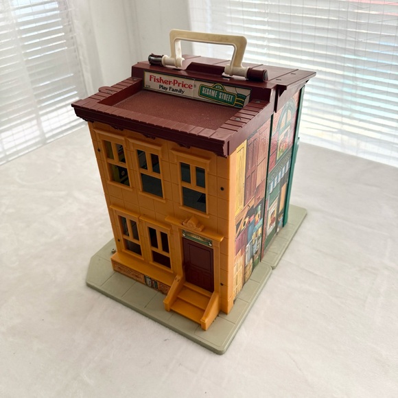 Fisher-Price Other - Vintage 1975 Fisher-Price Sesame Street Play Family Folding Dollhouse #938